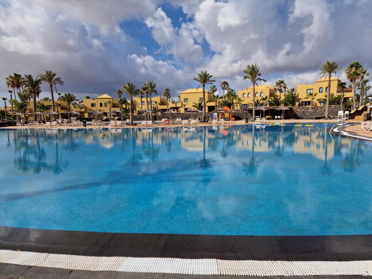 Casa Mari Y Jose Con Grandes Piscinas Y Wifi Gratis Apartment Corralejo Ngoại thất bức ảnh